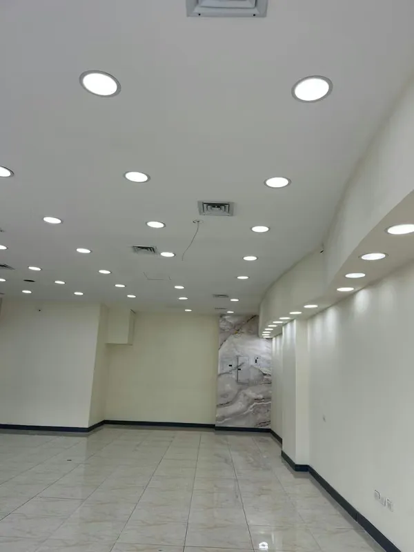 Local comercial de 115 m² en primer piso en Los Laureles, Escazú, una de las zonas con mayor poder adquisitivo y ...