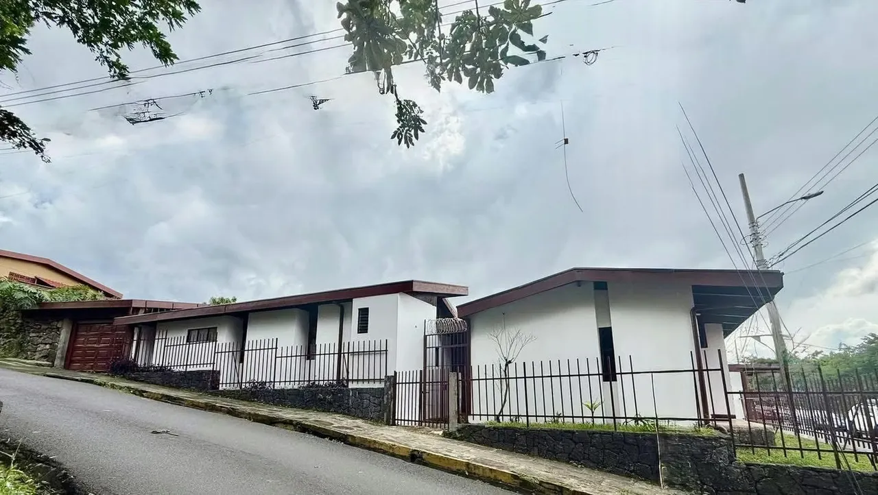 Beautiful house for sale in Barva de Heredia