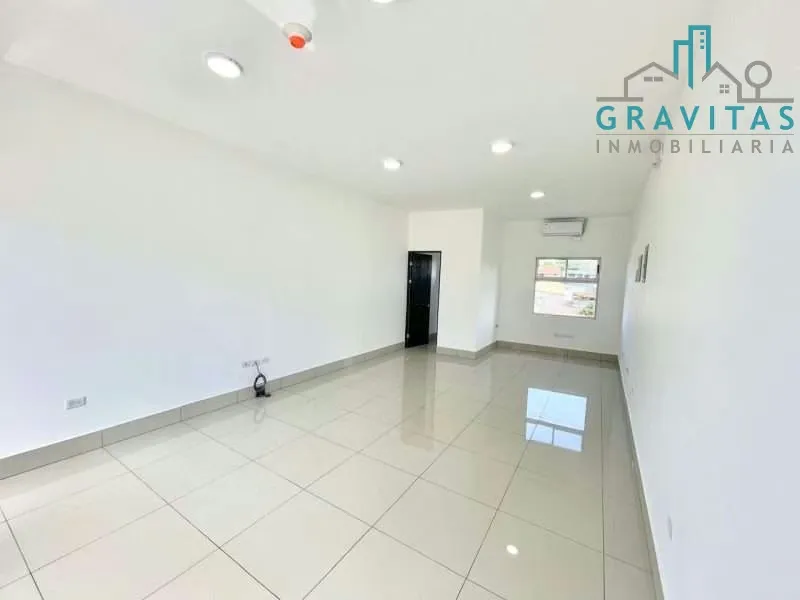 Locales comerciales en Curridabat Granadilla Frente a Calle, diferentes metrajes ID 619