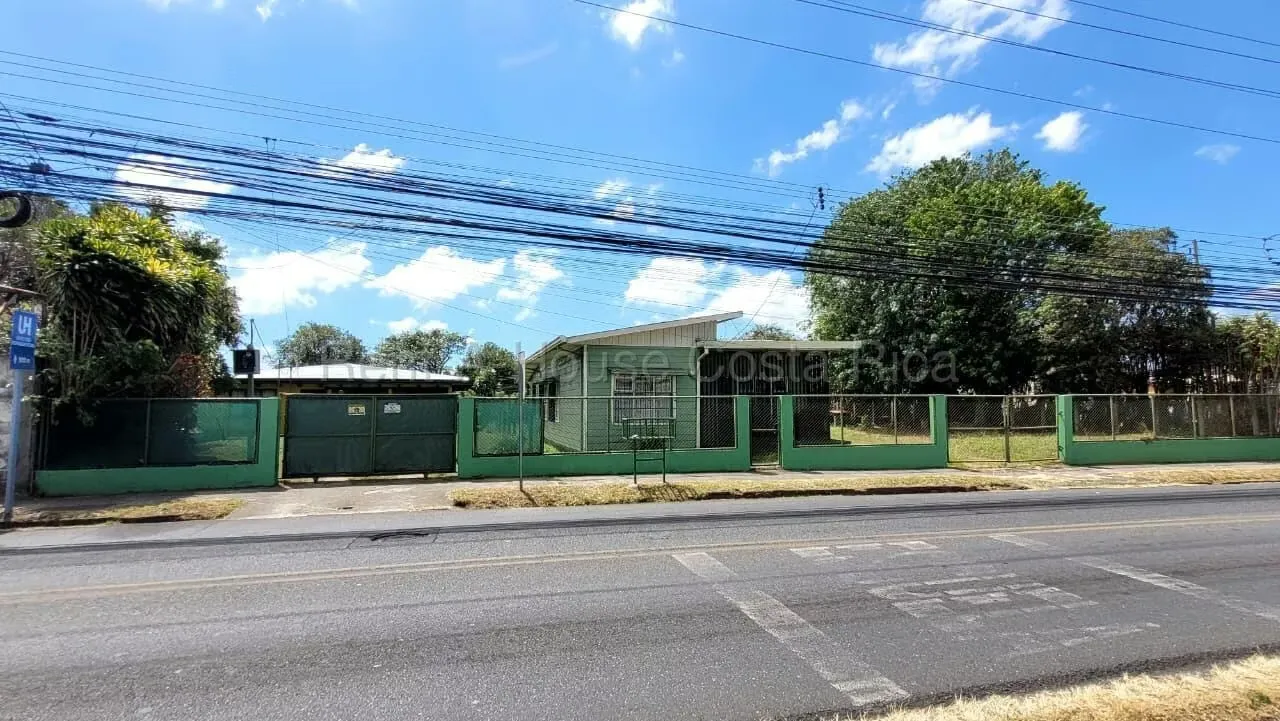 Venta de lote de 2.118 m2 en Tibas por Pricemart Anselmo Llorente