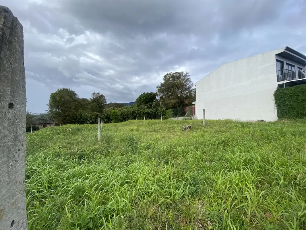 San José de la Montaña, calle Hogar de las Ancianos. Lote plano, frente a calle pública, calle sin salida, muy tranquilo y clima ...