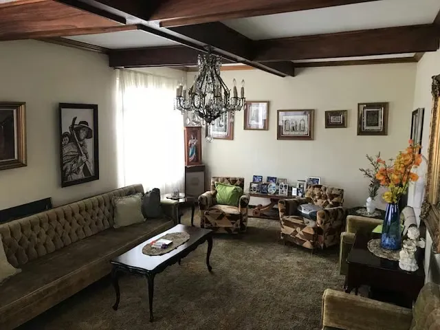 House for sale between Los Yoses and Francisco Peralta