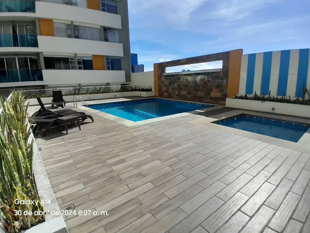 SE VENDE APARTAMENTO EN TORRE,  2 HABITACIONES — ( LZ 1374 - 2 )