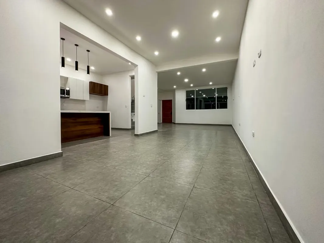 Venta de casa nueva en San Rafael de Heredia