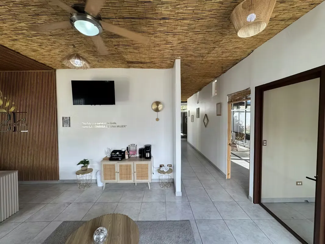 Commercial space for rent in San Antonio Belén | Active Beauty Center | 21 m²