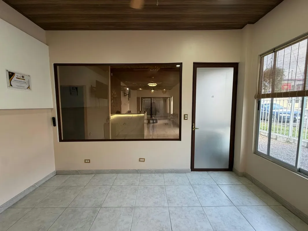 Office for Rent in Belén | Active Beauty Center | 12 m² | Services Included