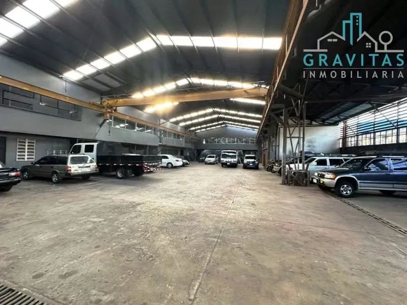ALQUILER OR SALE Bodega in Curridabat, 1515m2, with industrial or commercial use.