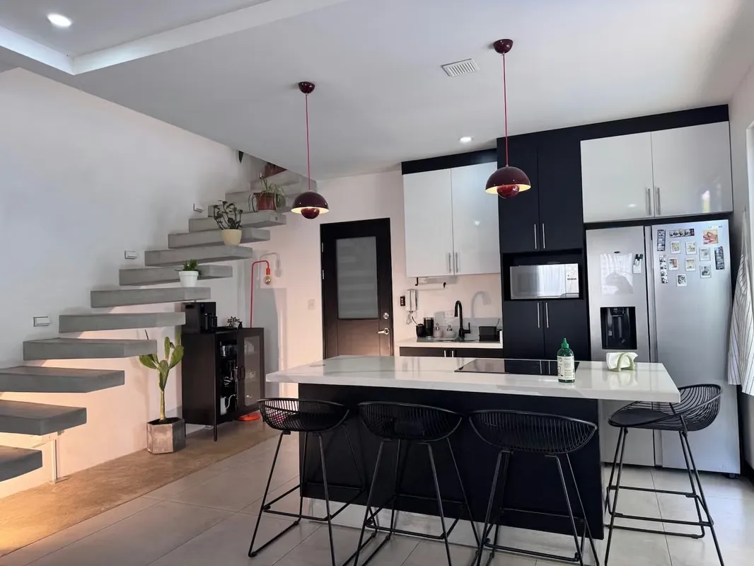 Modern House for Sale in Residencial Estancia Antigua