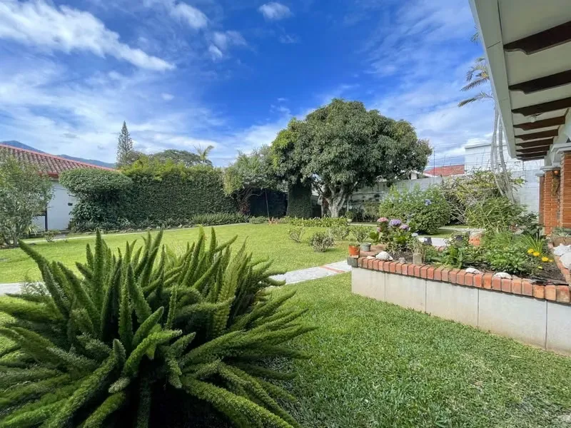 For Sale, Colonial Stand Alone 5 Bedroom Home in Escazu with Big Garden
