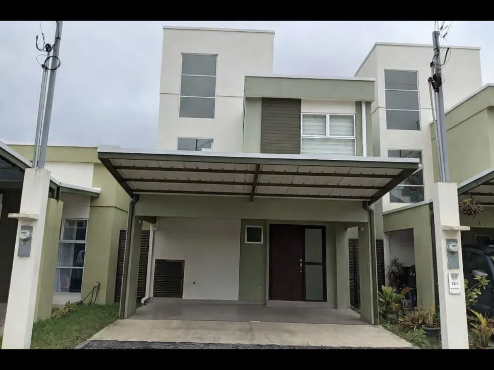 Venta de Casa en Condominio Valle Novarum, El Guarco, Cartago