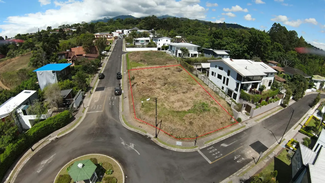 Land for Sale in Gated Community in San Ramón de Tres Ríos ID26298
