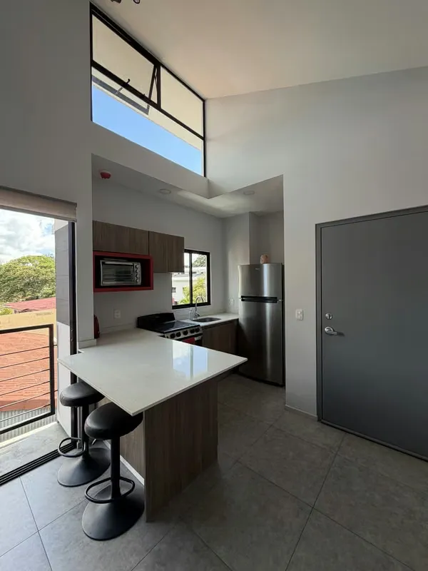 VENTA APARTAMENTO AMUEBLADO, Condominio. San Pedro, Montes de Oca