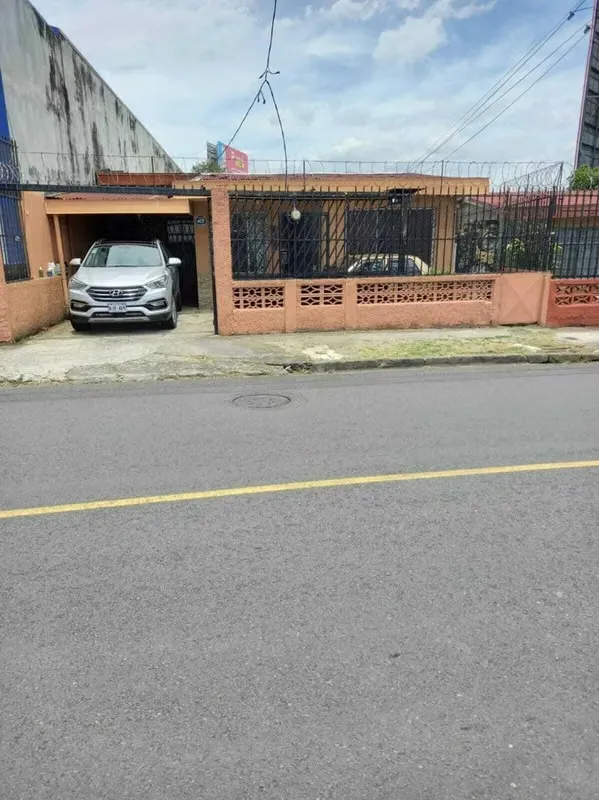 CASA EN VENTA GOICOCHEA CALLE BLANCO 26-1095