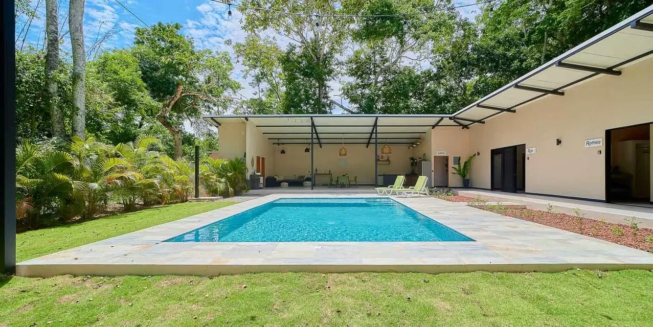 Casa 3 habs en Cahuita - Playa Negra - piscina privada y renta segura