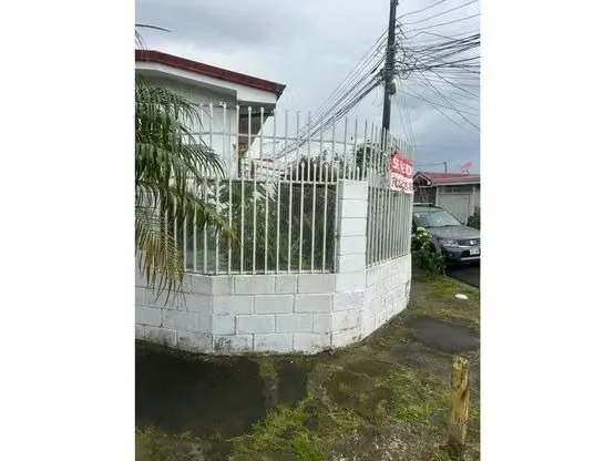 VENTA DE CASA, SAN JOSE, CALLE BLANCOS, URBANIZACIÓN LA CATALINA