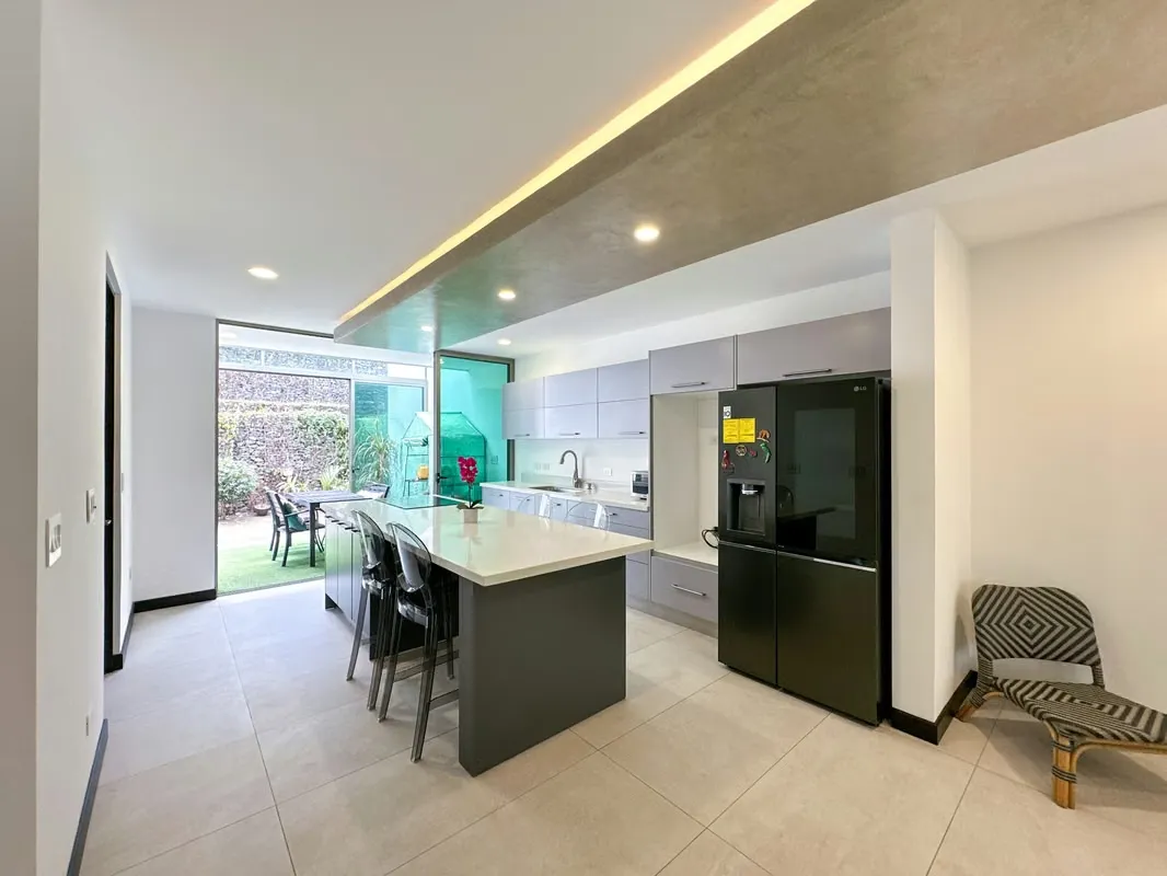 HOUSE FOR RENT IN BONAVISTA CONDOMINIUM, SAN ANTONIO, ESCAZÚ*
