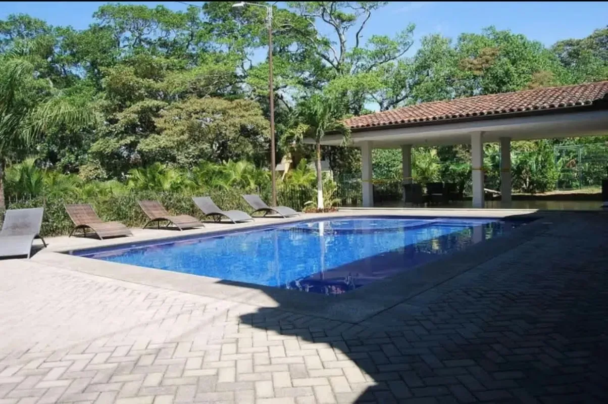 249 / Casa / Alquiler / Santa Hill / Segura / Amplia
