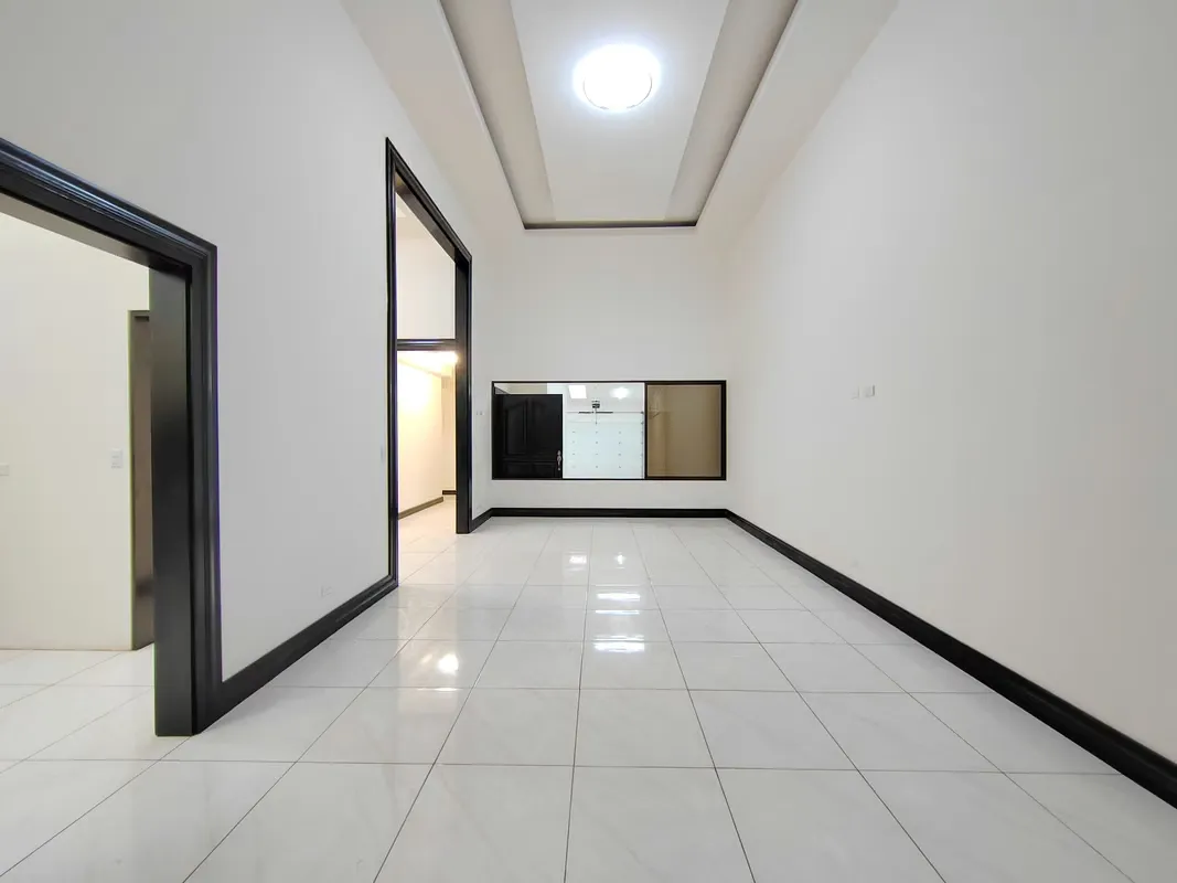 House for Sale Rohrmoser Nunciatura 6 Bedrooms, 1 Floor, Near La Sabana