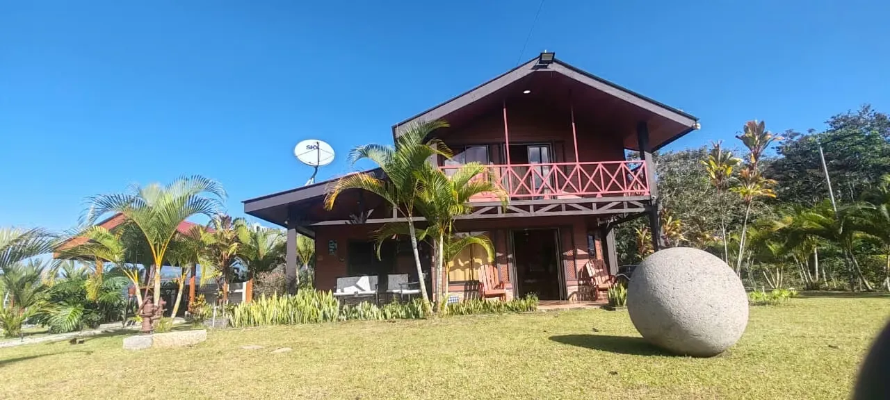 ¡OPORTUNIDAD ÚNICA EN JABILLOS DE TURRIALBA!