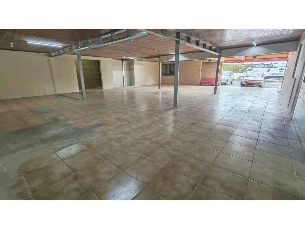 Local en Alquiler en Montes de Oca, Mercedes,Calle Ppal.PJG9962731