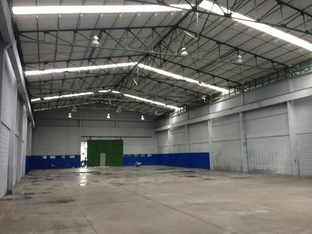 Disponible a partir del 1 de junio, esta bodega combina ubicación, seguridad y funcionalidad para ...