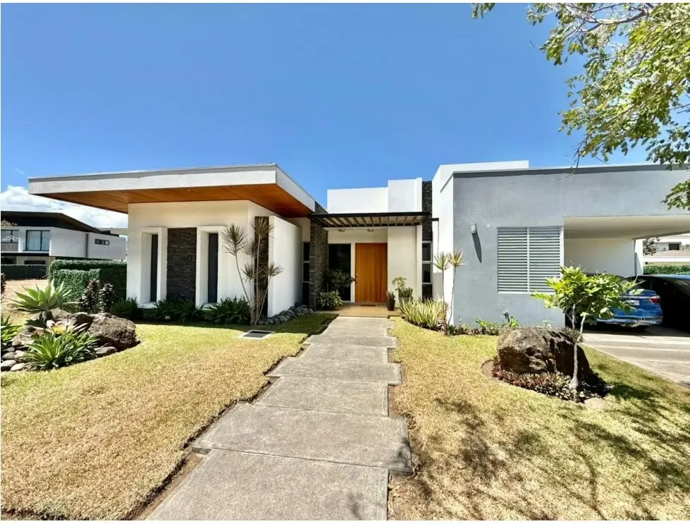 One-story house for sale in San Rafael, Alajuela