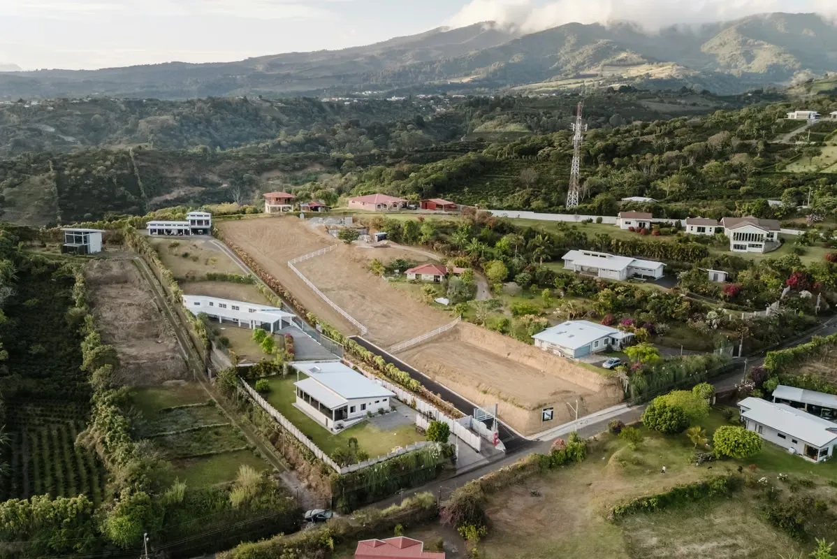 Lot for sale in San Luis, Greece