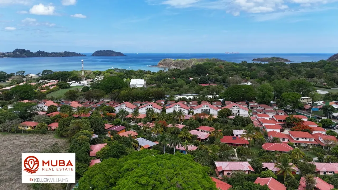 Encantadora casa en Villagio 2 Gated Community – Playa Potrero, Guanacaste, Costa Rica