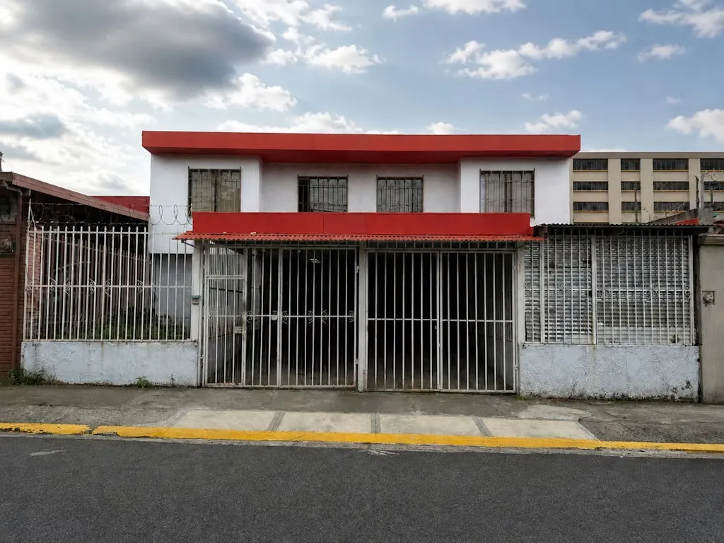 Property for Sale for Residential, Commercial, or Warehouse Use