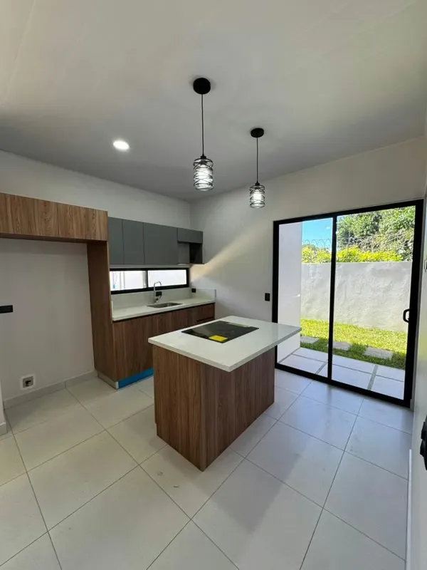 Alquilo apartamento en La Garita de Alajuela