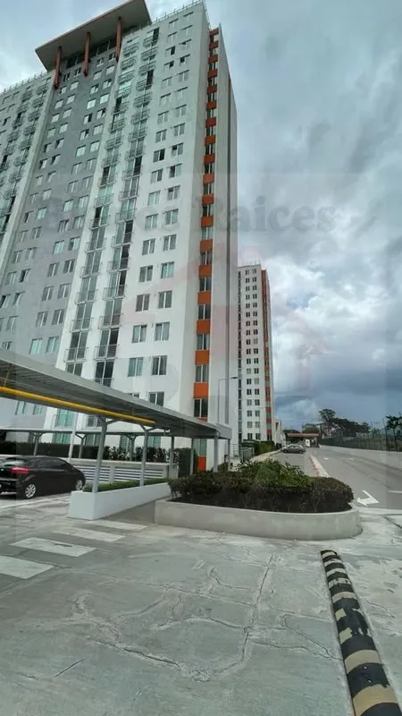 Furnished Apartment in Torre de Condominios in Lagunilla de Heredia!!