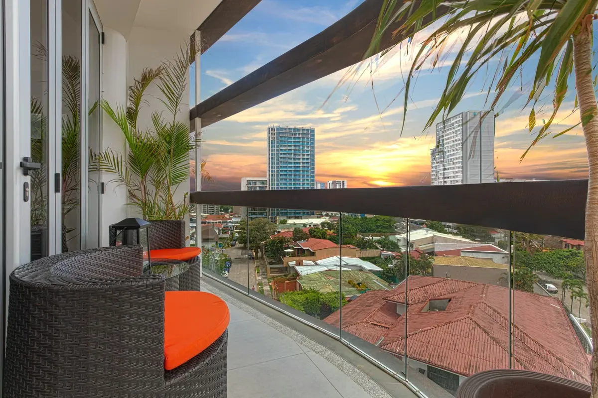 Vía 74 Nunciatura | Vista al Atardecer + 2 Parqueos + Bodega