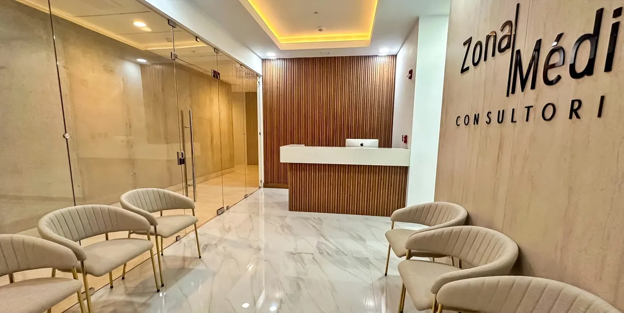 Alquiler consultorio médico equipado y moderno, Curridabat. (AD)