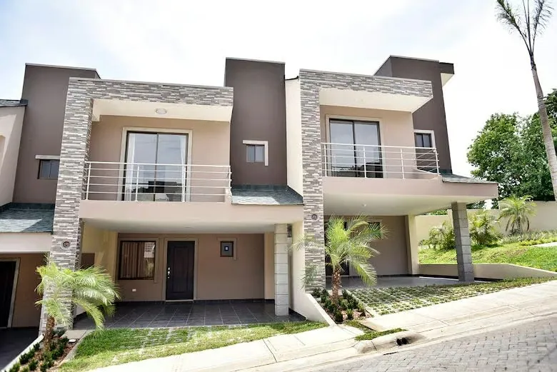 Sale of house in Condominio Altavista, Ciudad Colón.