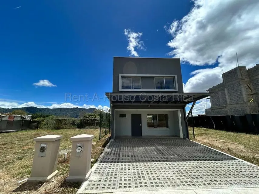 Venta de Casa en La Unión-Tres Ríos. 26-1817