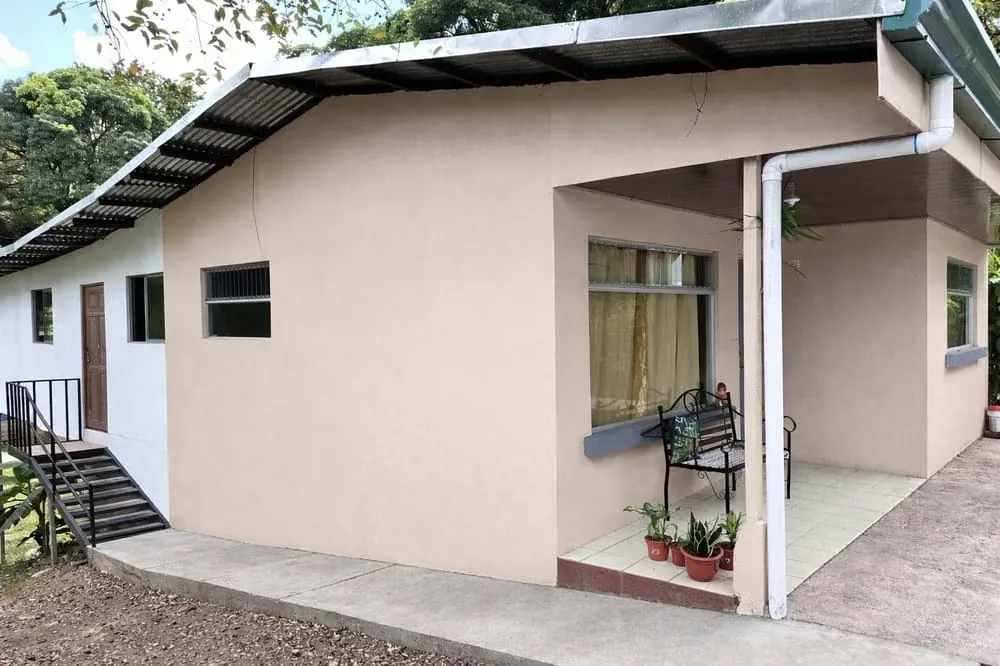 VENDO 4 CASAS EN SAN JOSÉ.
