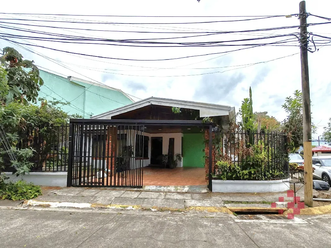 Single-story home for sale in Sabanilla de Montes de Oca