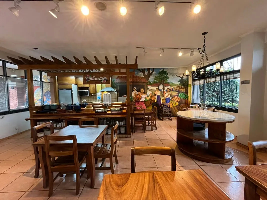 ALQUILER DE LOCAL PARA CAFETERIA EN LA SABANA