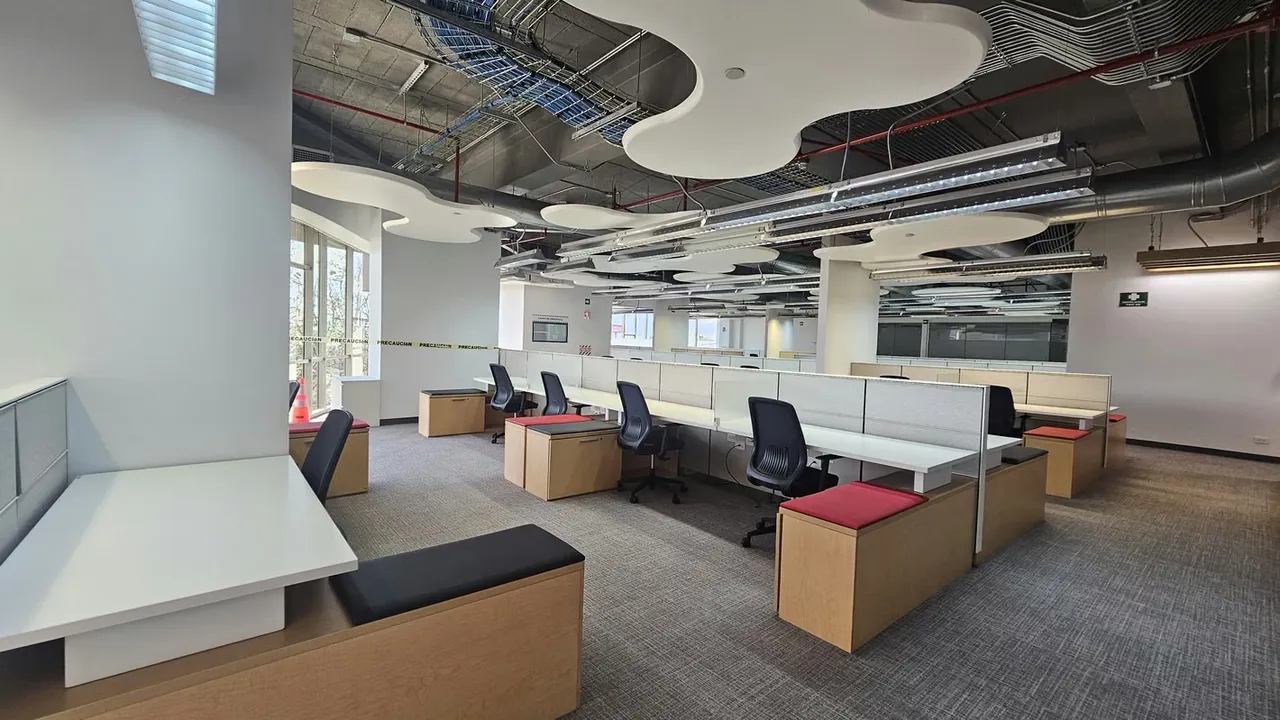 Oficinas en Alquiler – Piso Completo en Plaza TEMPO, Escazú