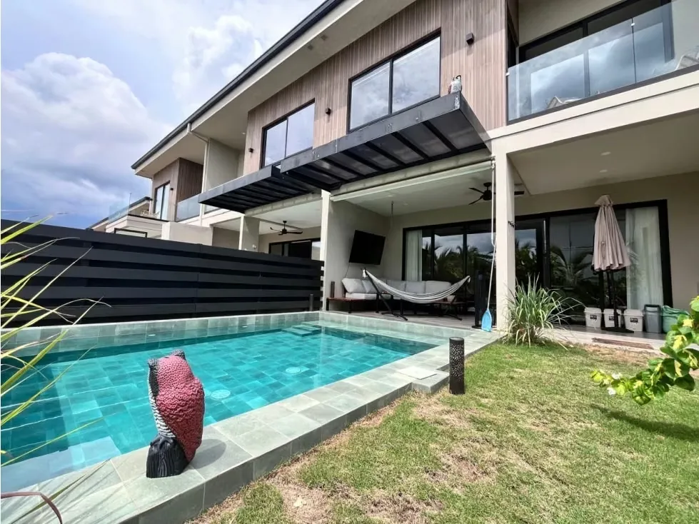 VENTA DE CASA DE LUJO CON PISCINA PRIVADA, PUNTARENAS, PLAYA HERMOSA
