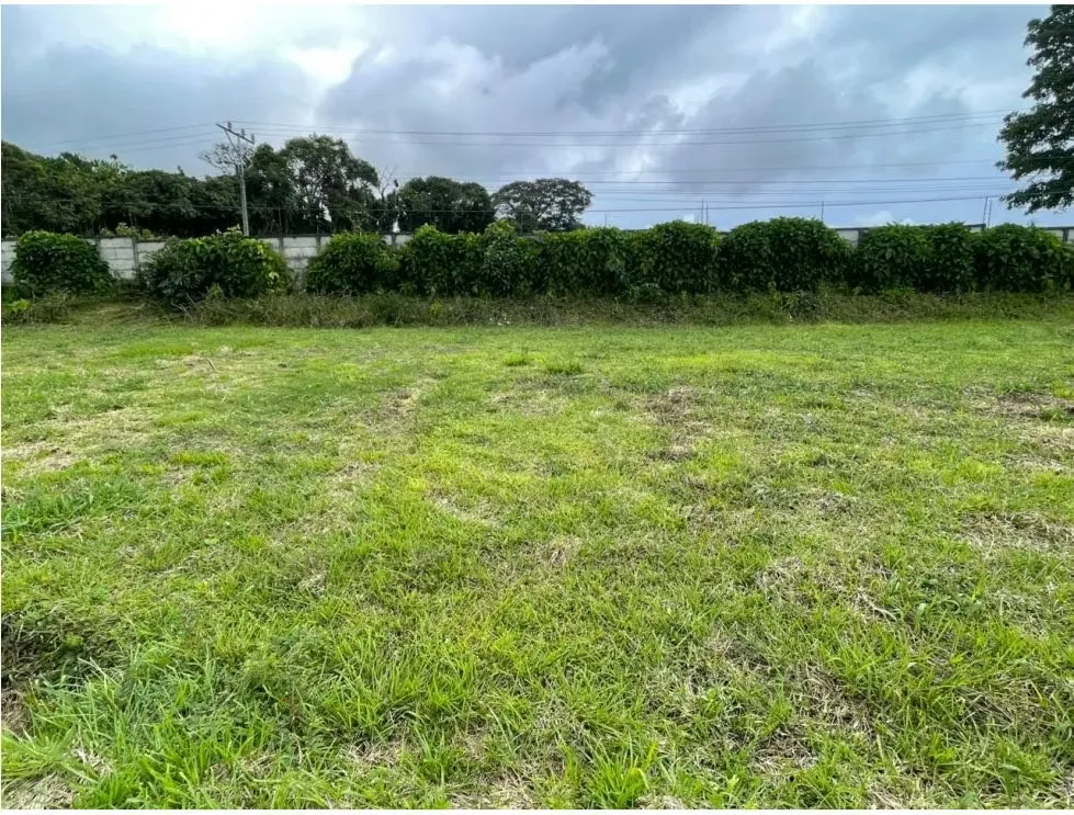Lote de 225m2 a la venta en Grecia