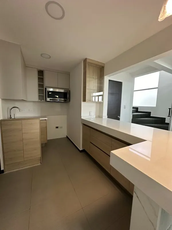 Duplex-Style House for Rent | Pinares, Curridabat