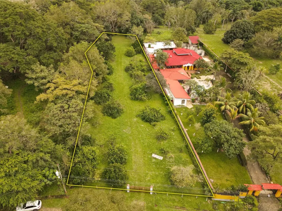 Oportunidad 3500 m2 Lote residencial, Coyolar, Orotina. (FAU)