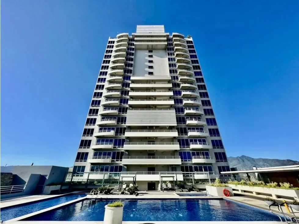 Bienvenido a la comodidad y elegancia de este condominio de dos habitaciones y dos baños en el corazón de Paseo Colón, San José. Bodega y ...
