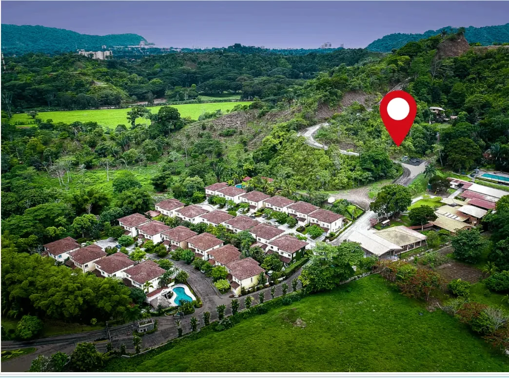 Lot for sale in Herradura de Garabito