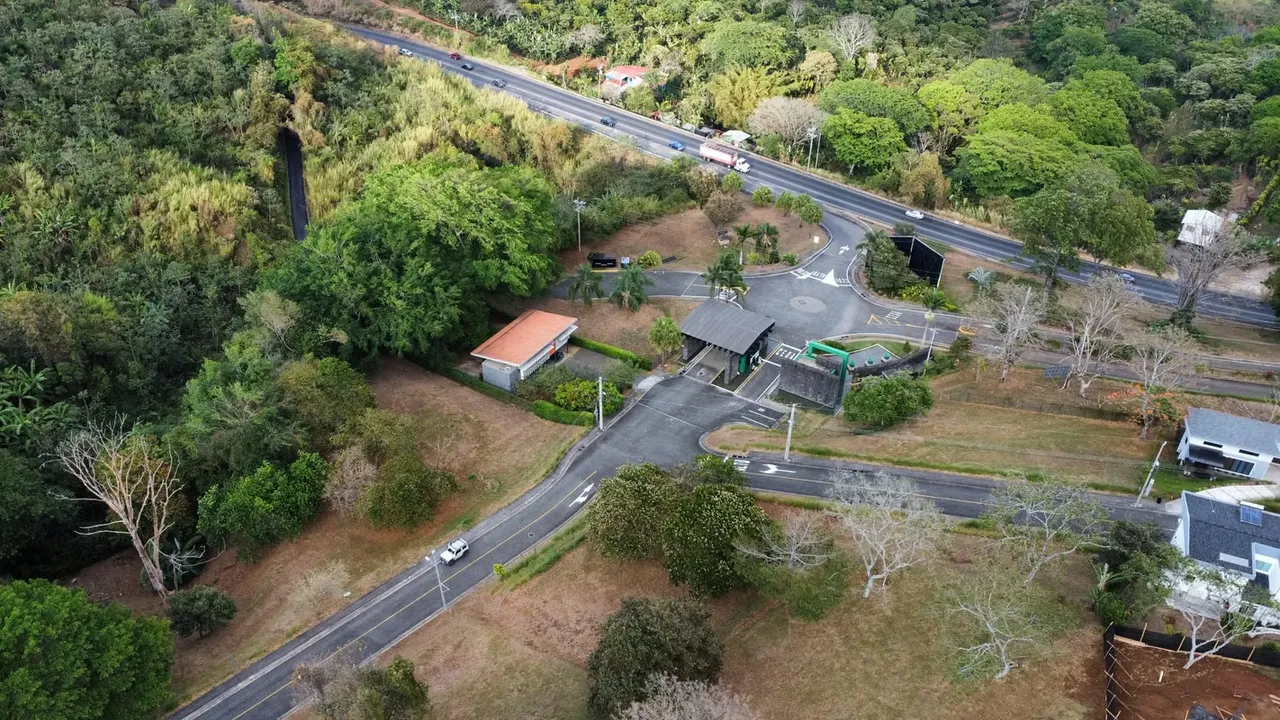 Lot for sale in Orange on Route 1 Condo Hacienda Natura 428 m ²