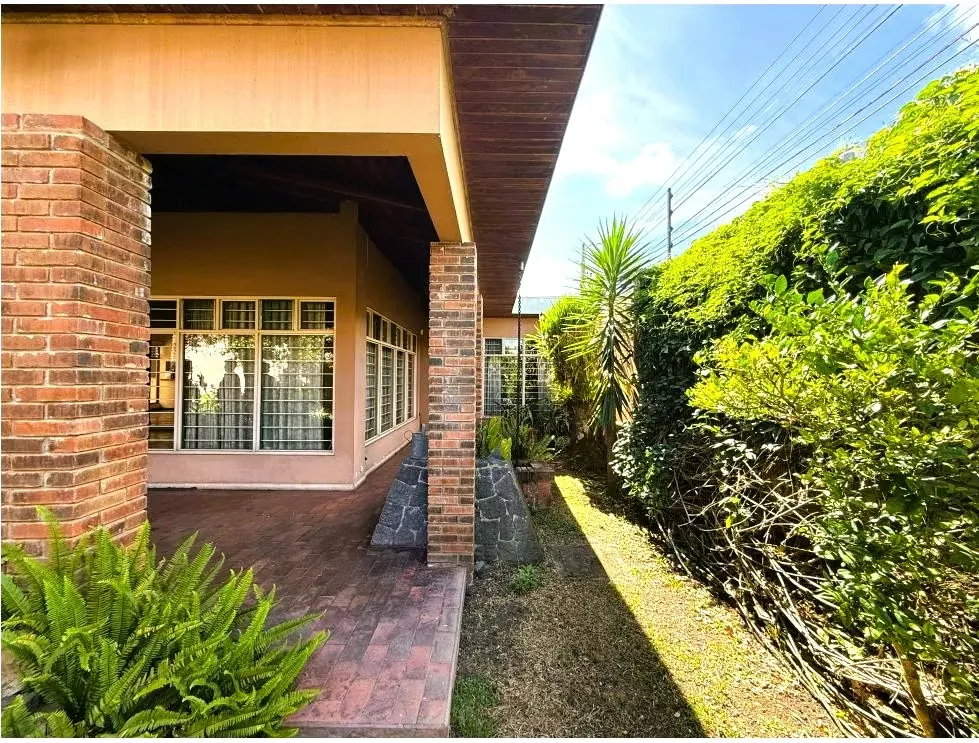 VENTA o ALQUILER CARTAGO Propiedad Residencial y Comercial | CARTAGO Oriental, B. Los Ángeles.