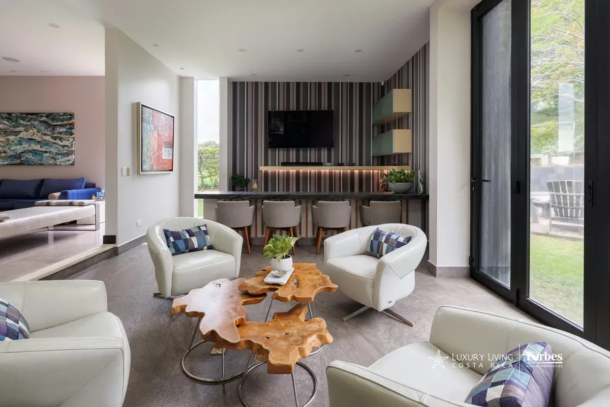 In the heart of Hacienda Los Reyes, one of Costa Rica’s most prestigious golf communities, stands this extraordinary residence that redefines elegance and ...