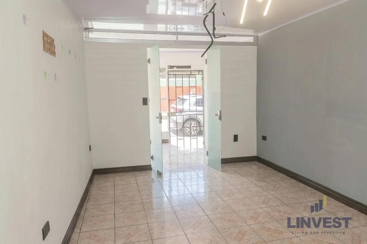 LOCAL COMERCIAL EN TRES RÍOS CENTRO - INTERNET INCLUIDO y A/C