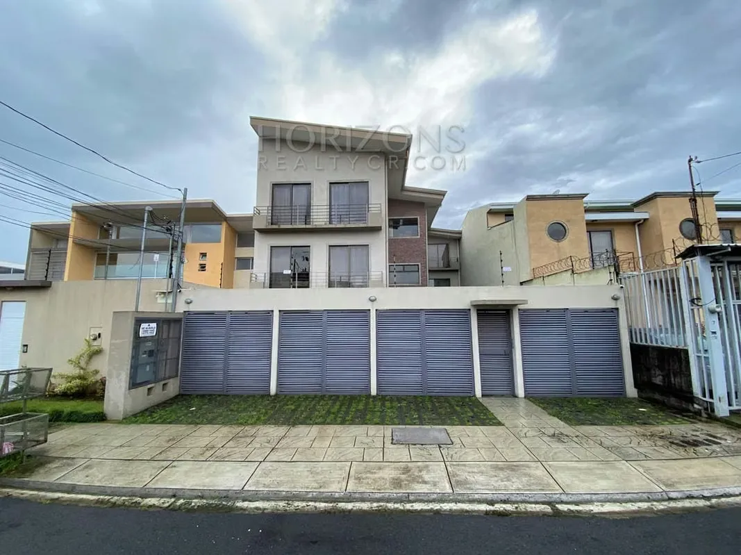 Apartamento en Alquiler a 2km de la UCR con 2 Habitaciones NJA988